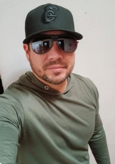 <em>Cristian </em>